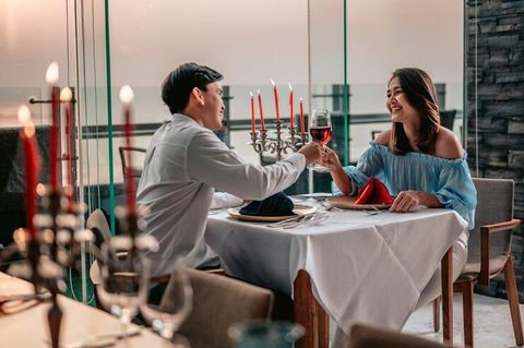 Explore Luxury Dining Experiences Abroad With Fine Restaurants and Culinary Destinations