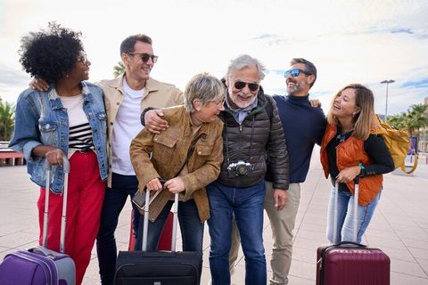 Group Travel Medical Insurance Guide With Policy Options, Benefits, and Travel Resources