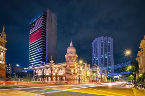 Dhaka to Kuala Lumpur Travel Tips With Flight Options, Baggage, and Airport Information
